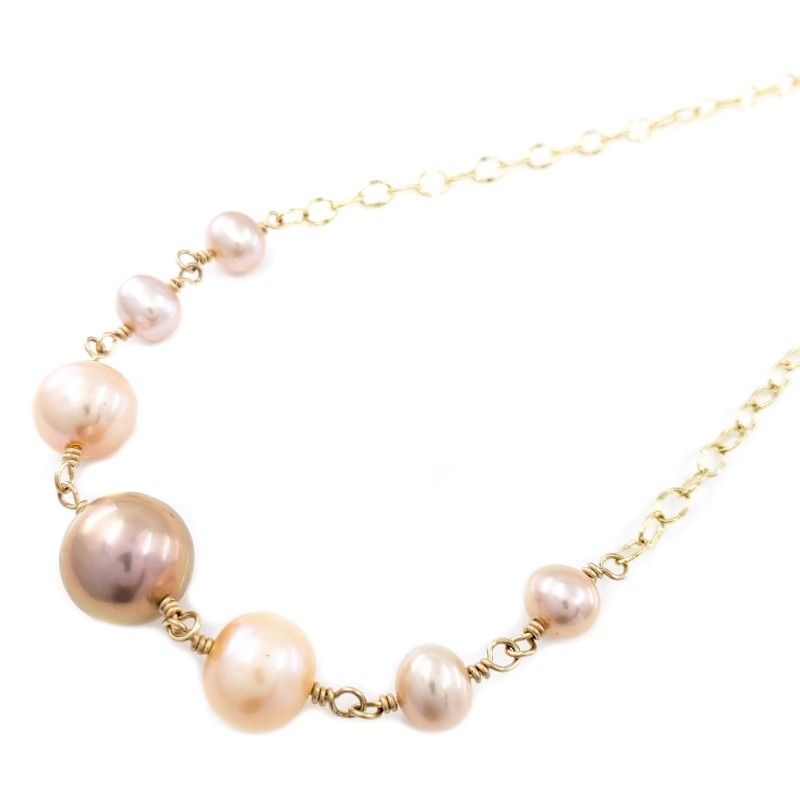 Graduated Pink & Peach Freshwater Pearls Necklace