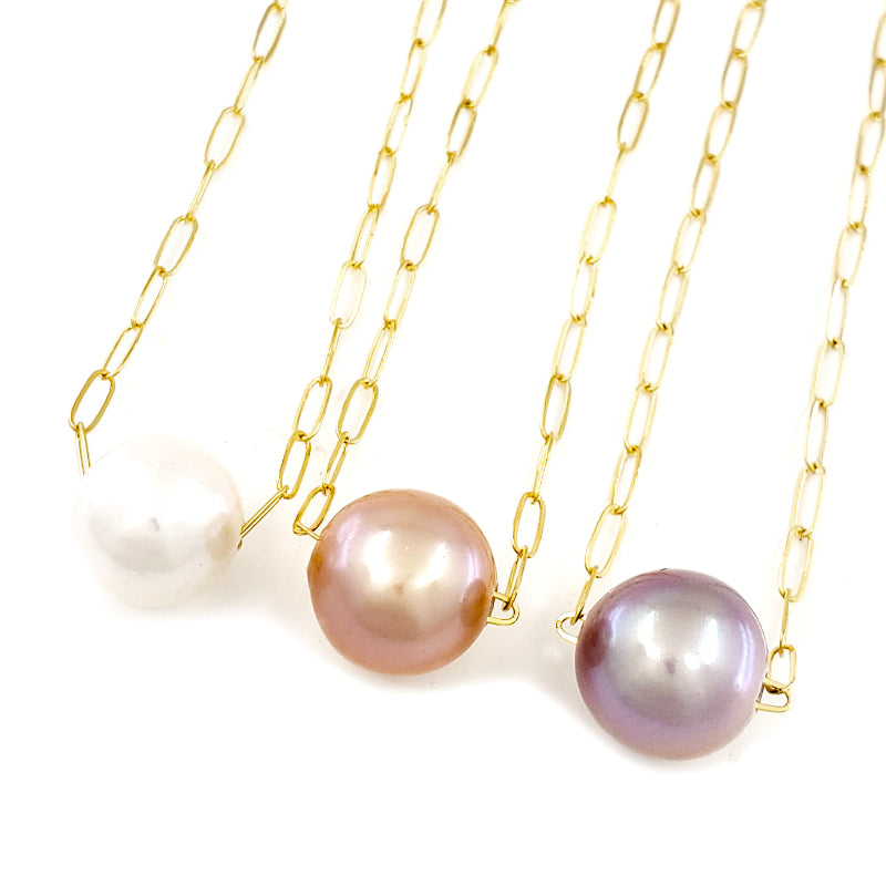 14k Gold Filled Paperclip Chain Necklace with your choice of 10-11mm white, peach, or lavender Edison Pearl, adorned with our Oceania Maui logo tag. 